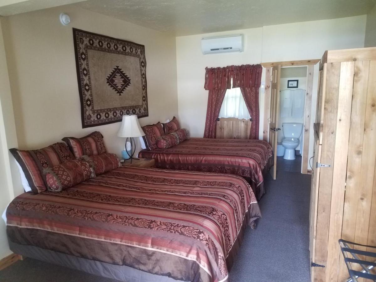 Alpaca Inn, The Lava Hot Springs Exterior photo