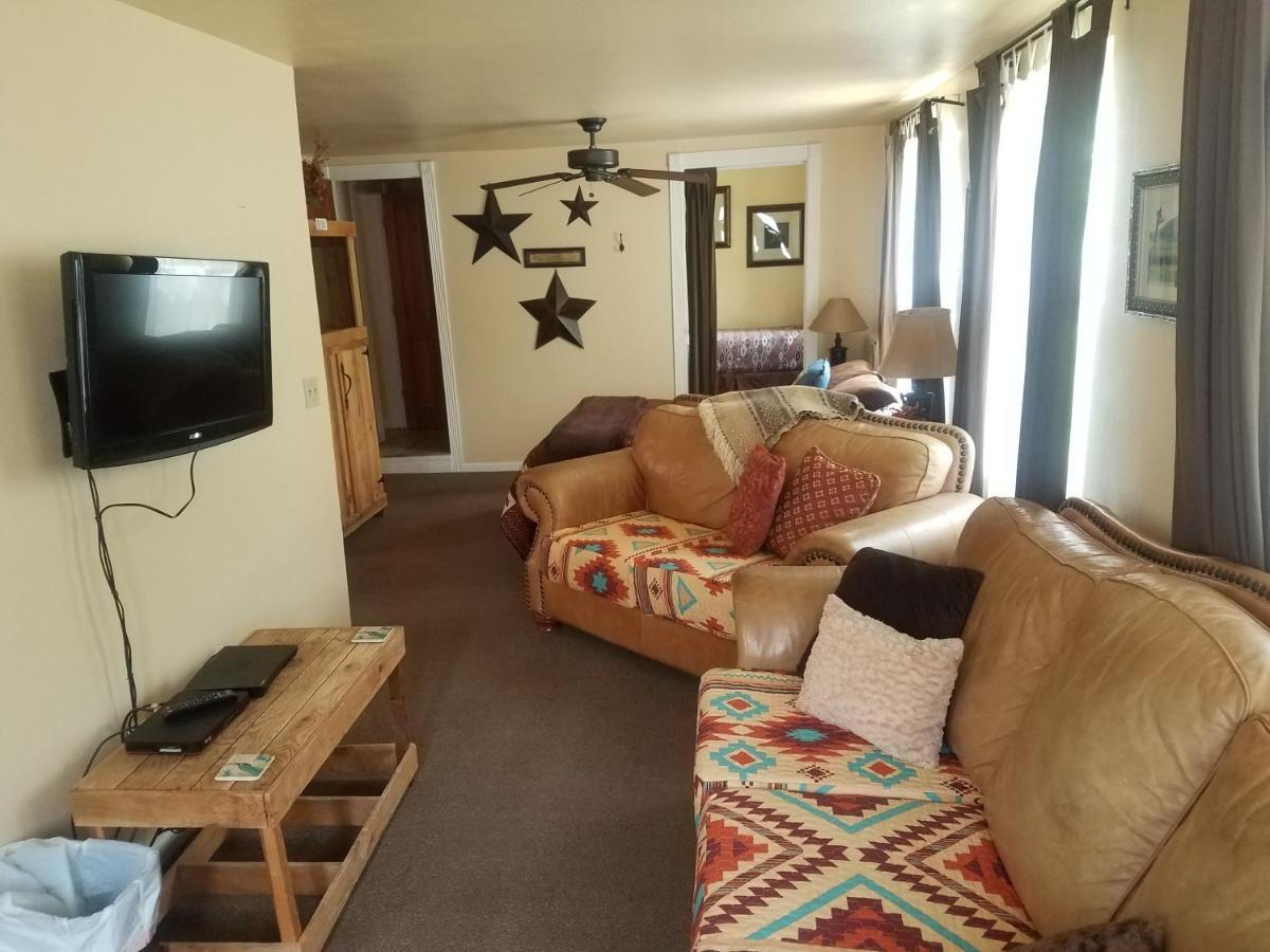 Alpaca Inn, The Lava Hot Springs Exterior photo